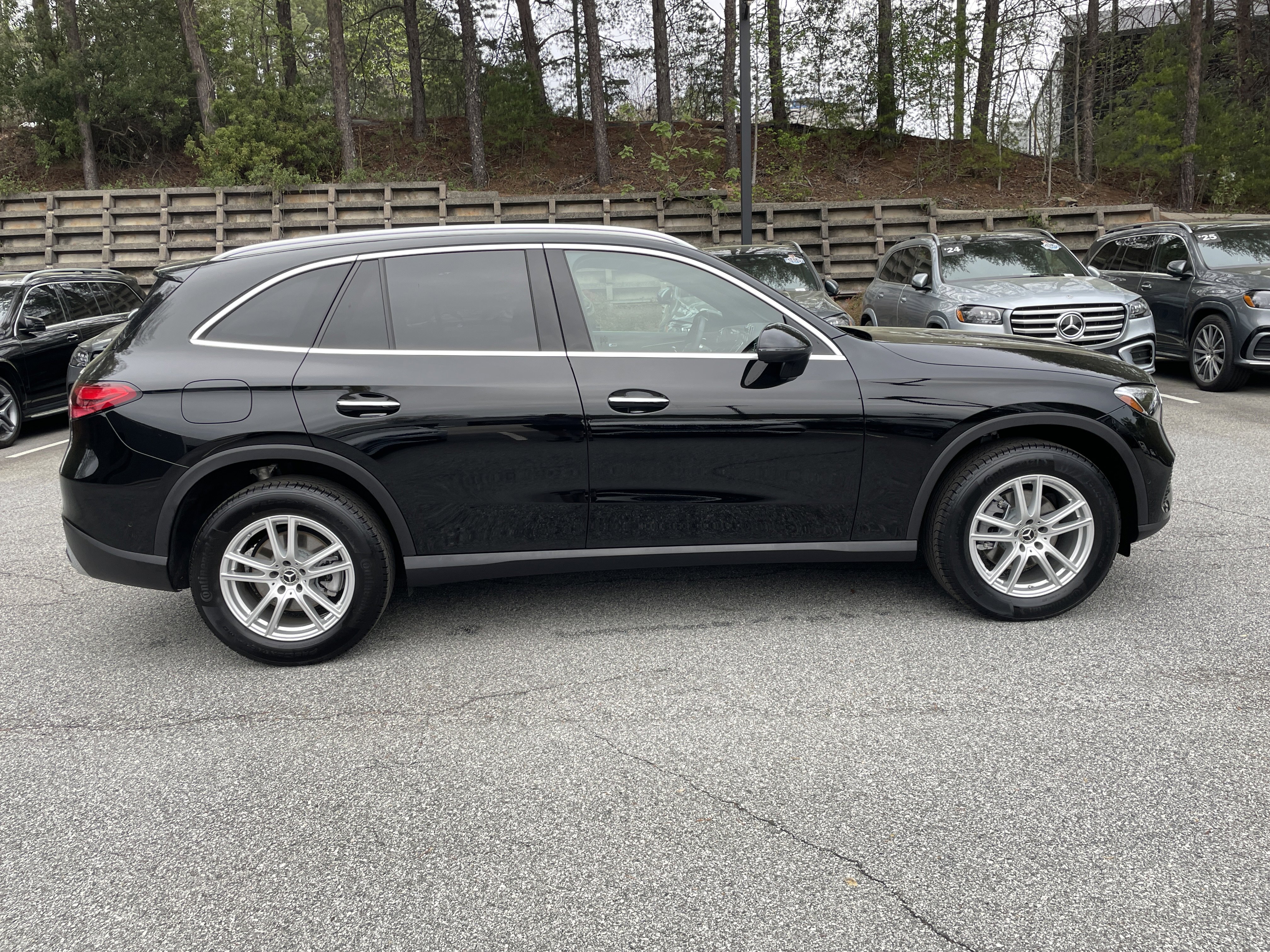 2025 Mercedes-Benz GLC 300 4MATIC