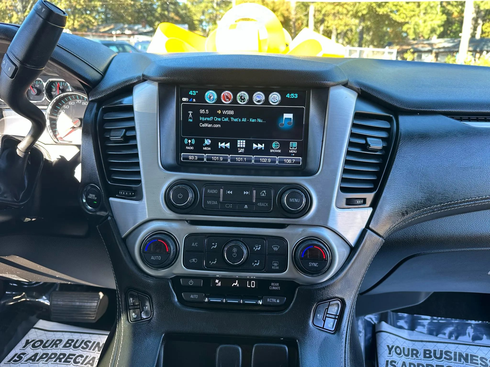 2017 GMC Yukon XL SLT