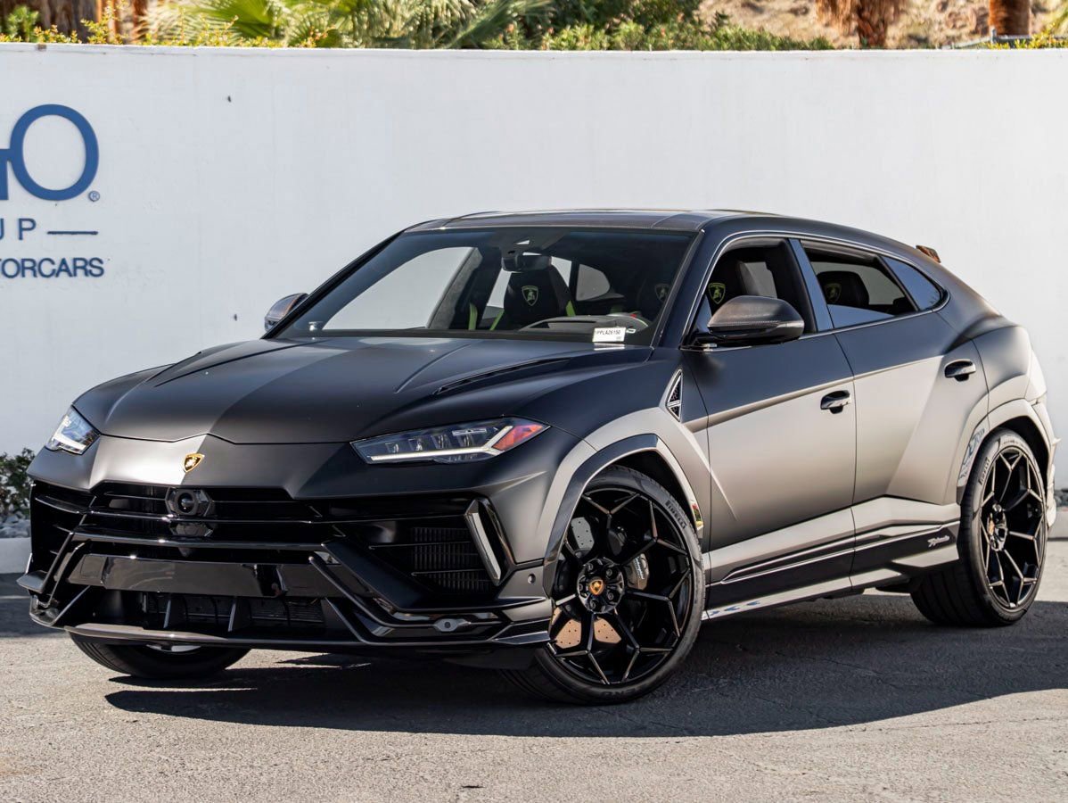 Used 2023 Lamborghini Urus Performante