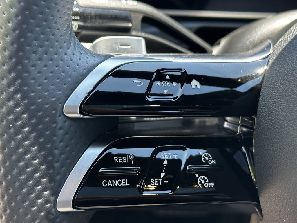 2025 Mercedes-Benz C 300 Sedan