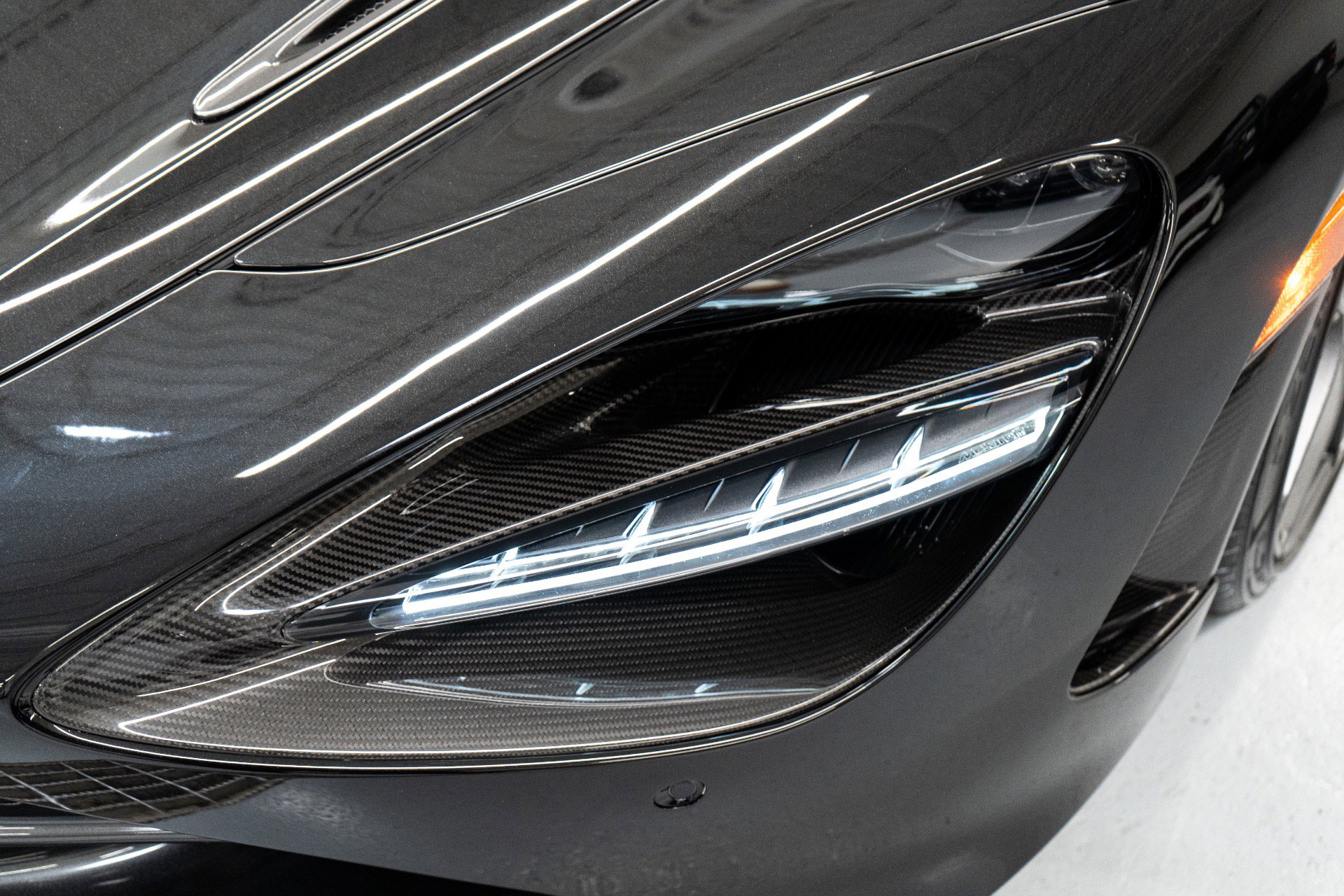 Used 2020 McLaren 720S Luxury photo 31