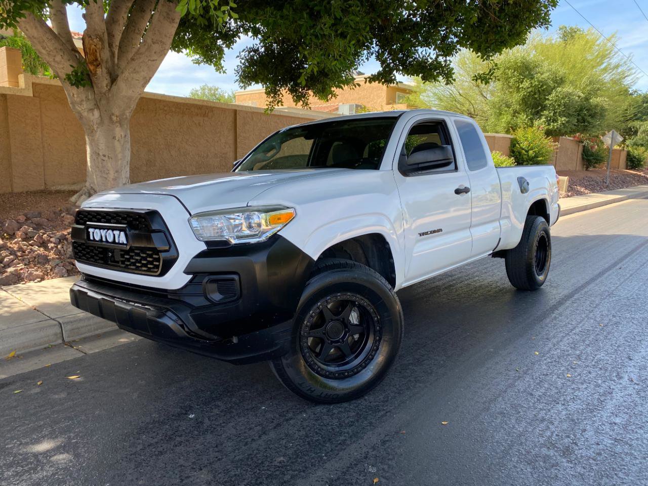 2018 Toyota Tacoma SR