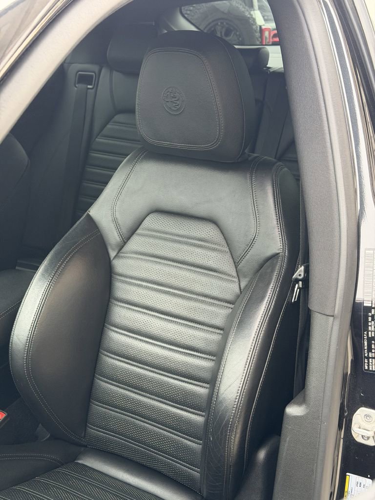 2022 Alfa Romeo Stelvio Quadrifoglio