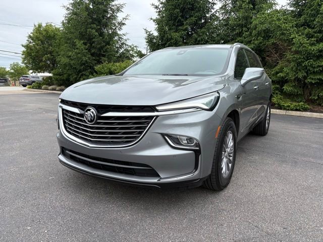 Certified 2023 Buick Enclave Essence