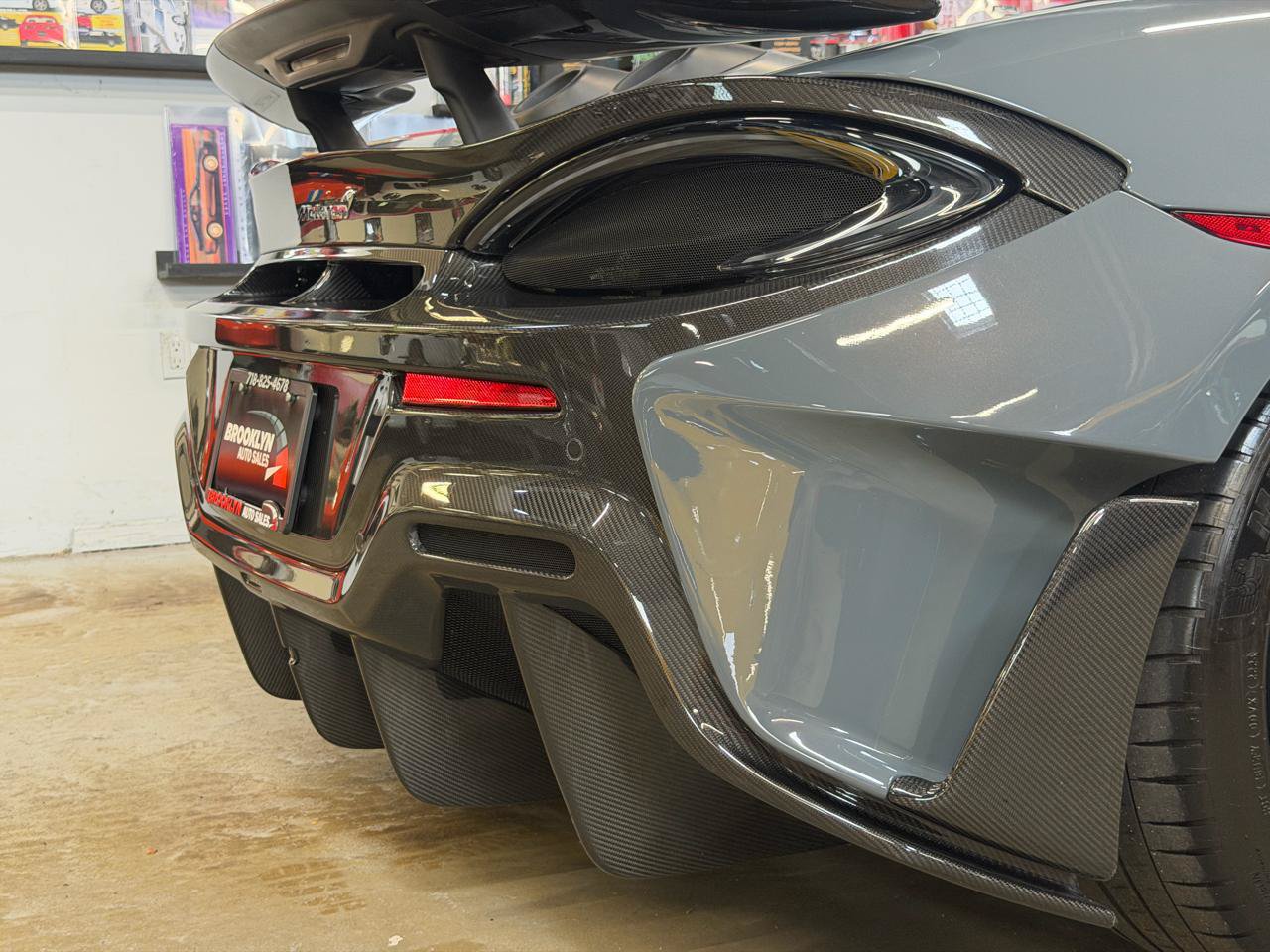Used 2020 McLaren 600LT Spider photo 20
