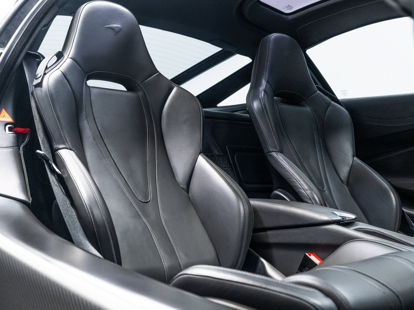 Used 2018 McLaren 720S Luxury photo 39