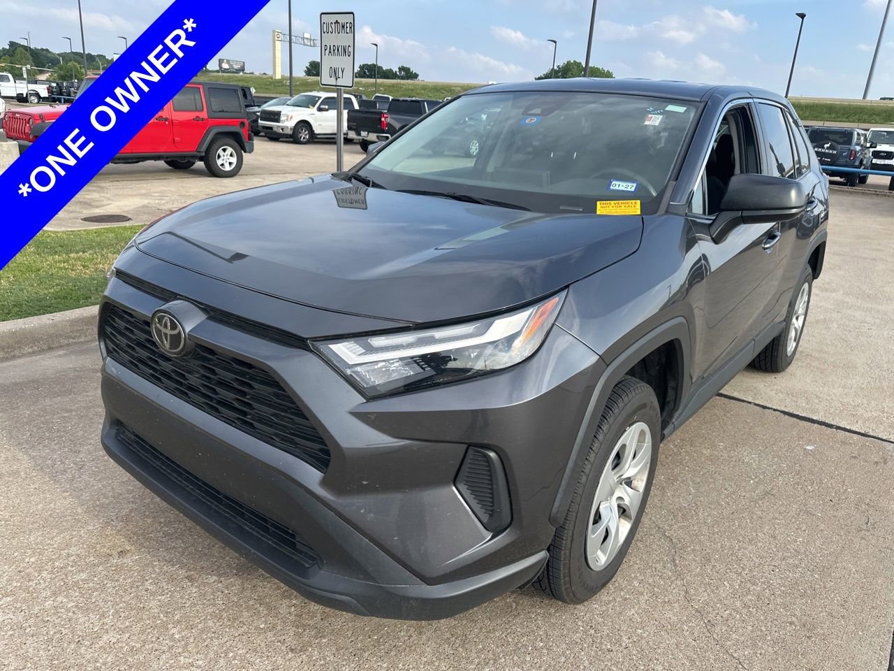 2023 Toyota RAV4 LE
