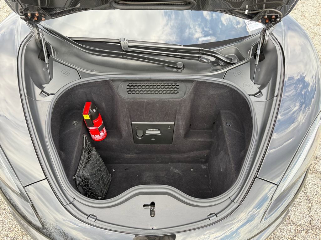 Used 2019 McLaren 600LT photo 27