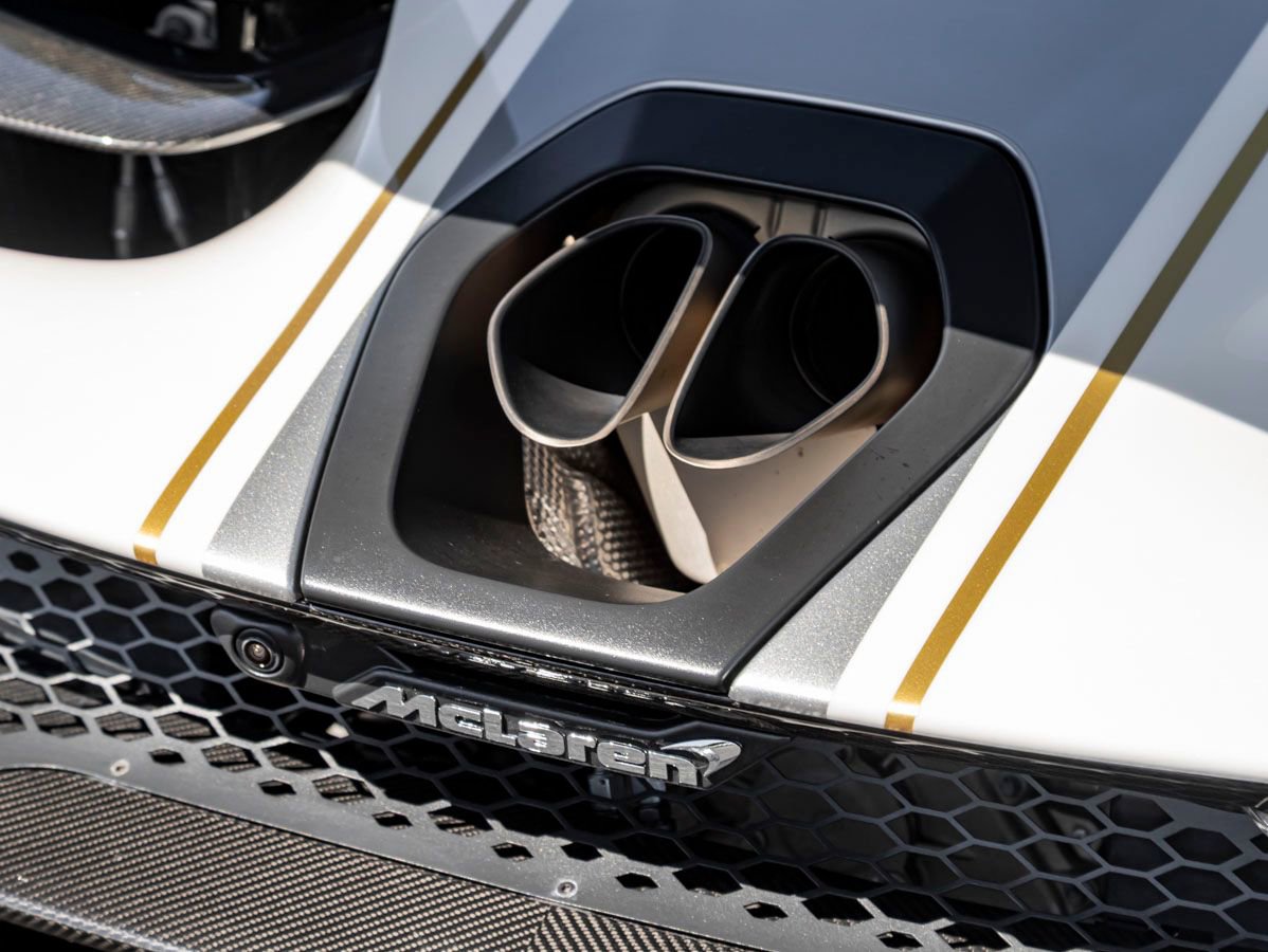 Used 2019 McLaren Senna photo 19