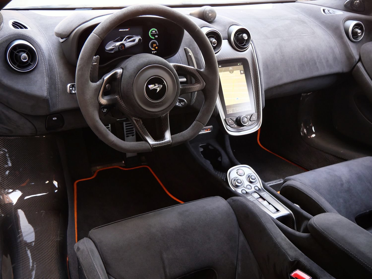 Used 2019 McLaren 600LT photo 8