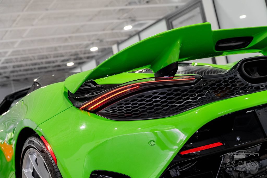 Used 2026 McLaren 750S Spider photo 20