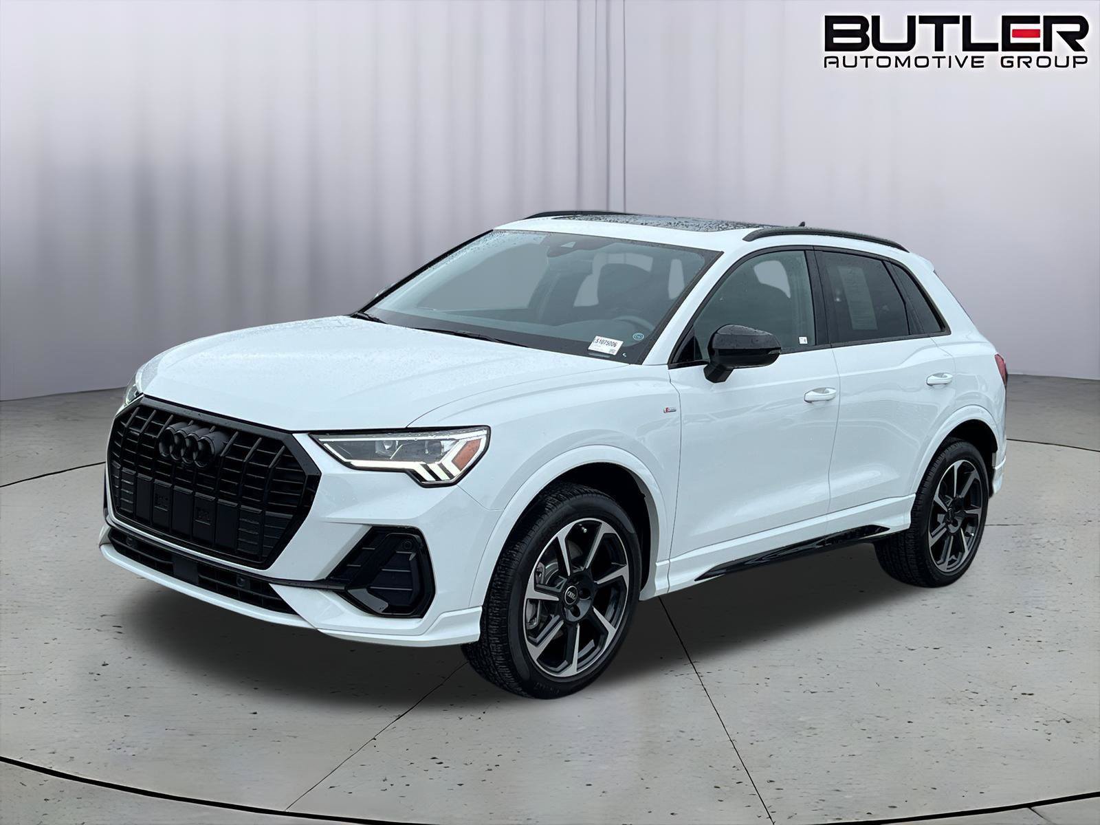 Certified 2025 Audi Q3 2.0T Premium Plus w/ Premium Plus Package