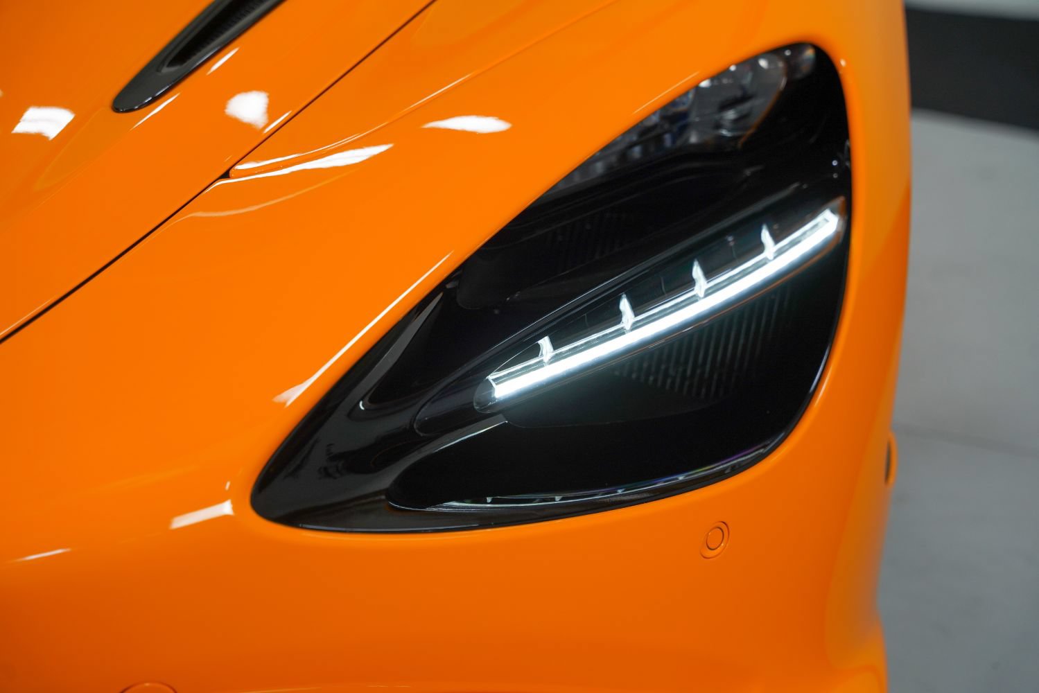 Used 2024 McLaren 750S Spider photo 13