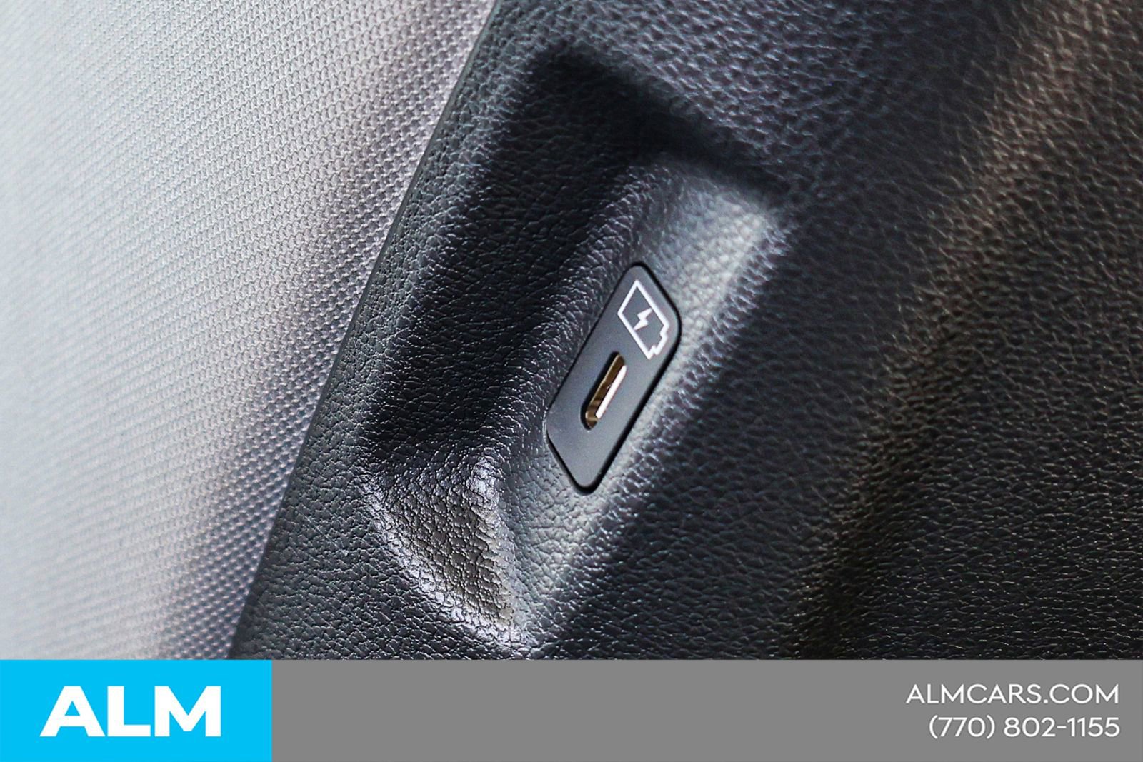 2025 Hyundai Santa Fe SE