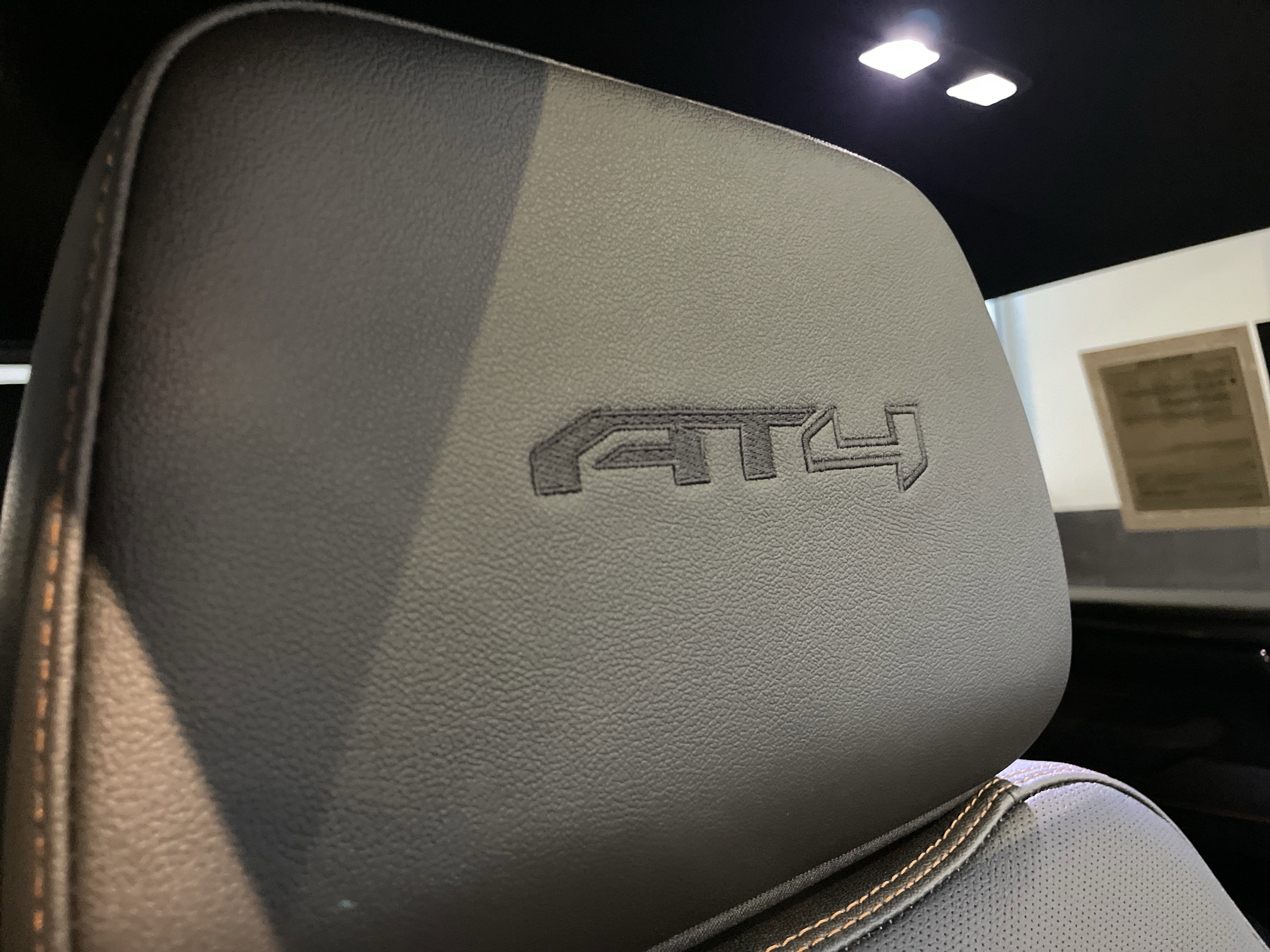 2024 GMC Sierra 2500 AT4