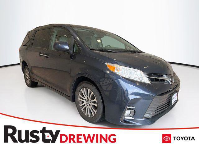 Certified 2018 Toyota Sienna XLE
