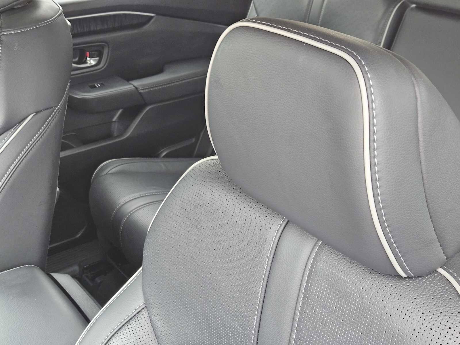 2023 Honda Pilot Elite