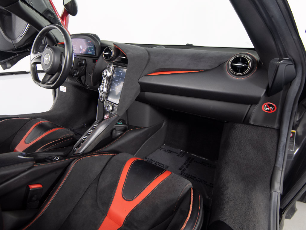 Used 2022 McLaren 720S Luxury photo 28
