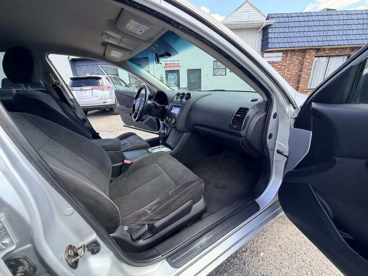2010 Nissan Altima Hybrid Sedan