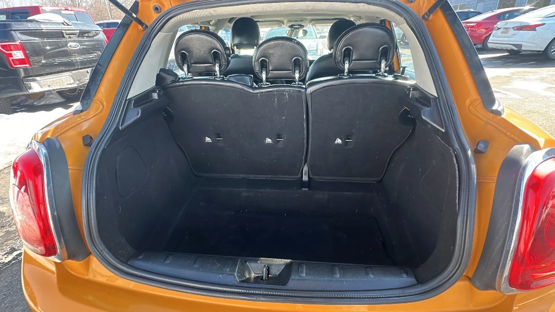 2015 MINI Cooper 4-Door Hardtop