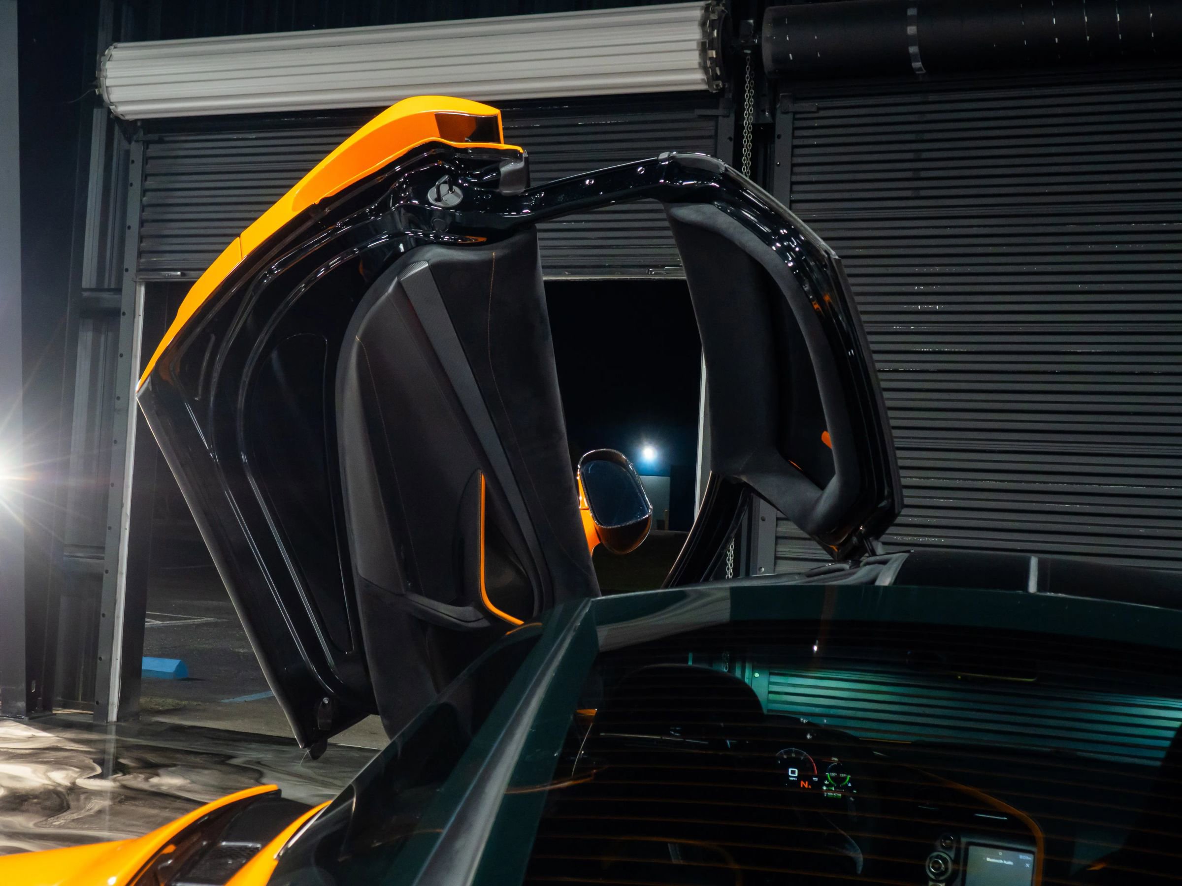 Used 2018 McLaren 720S Performance photo 30