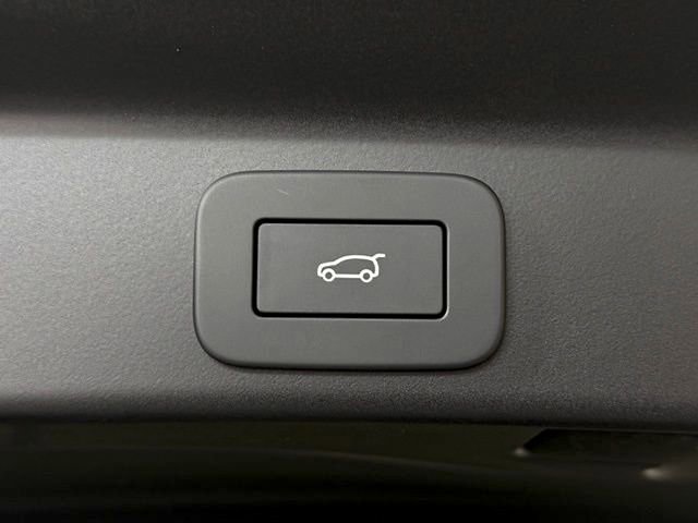 2026 Jaguar F-Pace R-Dynamic S