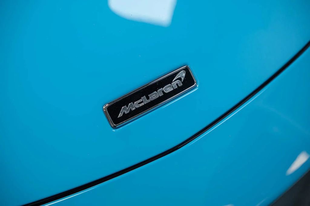 Used 2020 McLaren 600LT Spider photo 13