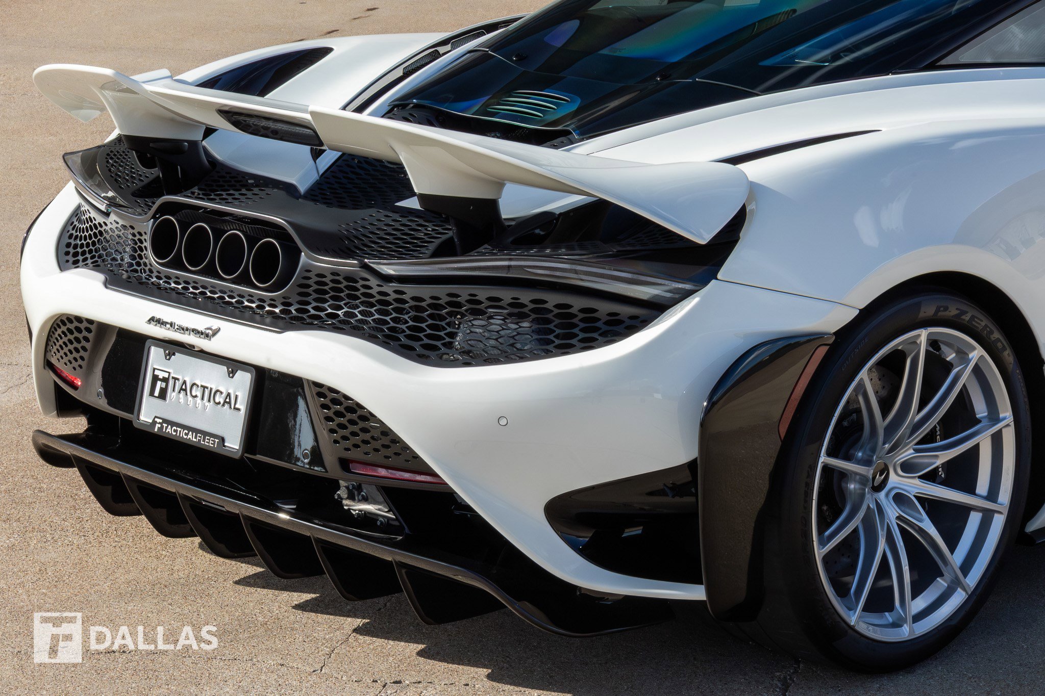 Used 2021 McLaren 765LT photo 18