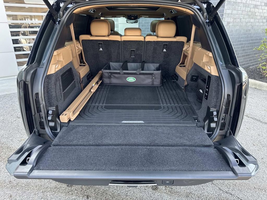 2023 Land Rover Range Rover Long Wheelbase SE