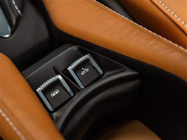 Used 2020 McLaren 720S Luxury photo 27