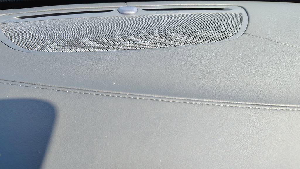 2026 Volvo Xc90 B6 Plus