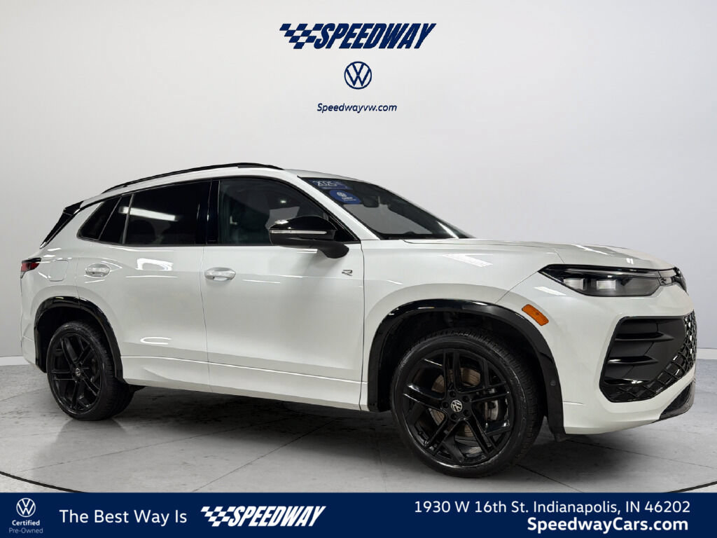 Certified 2025 Volkswagen Tiguan SE R-Line