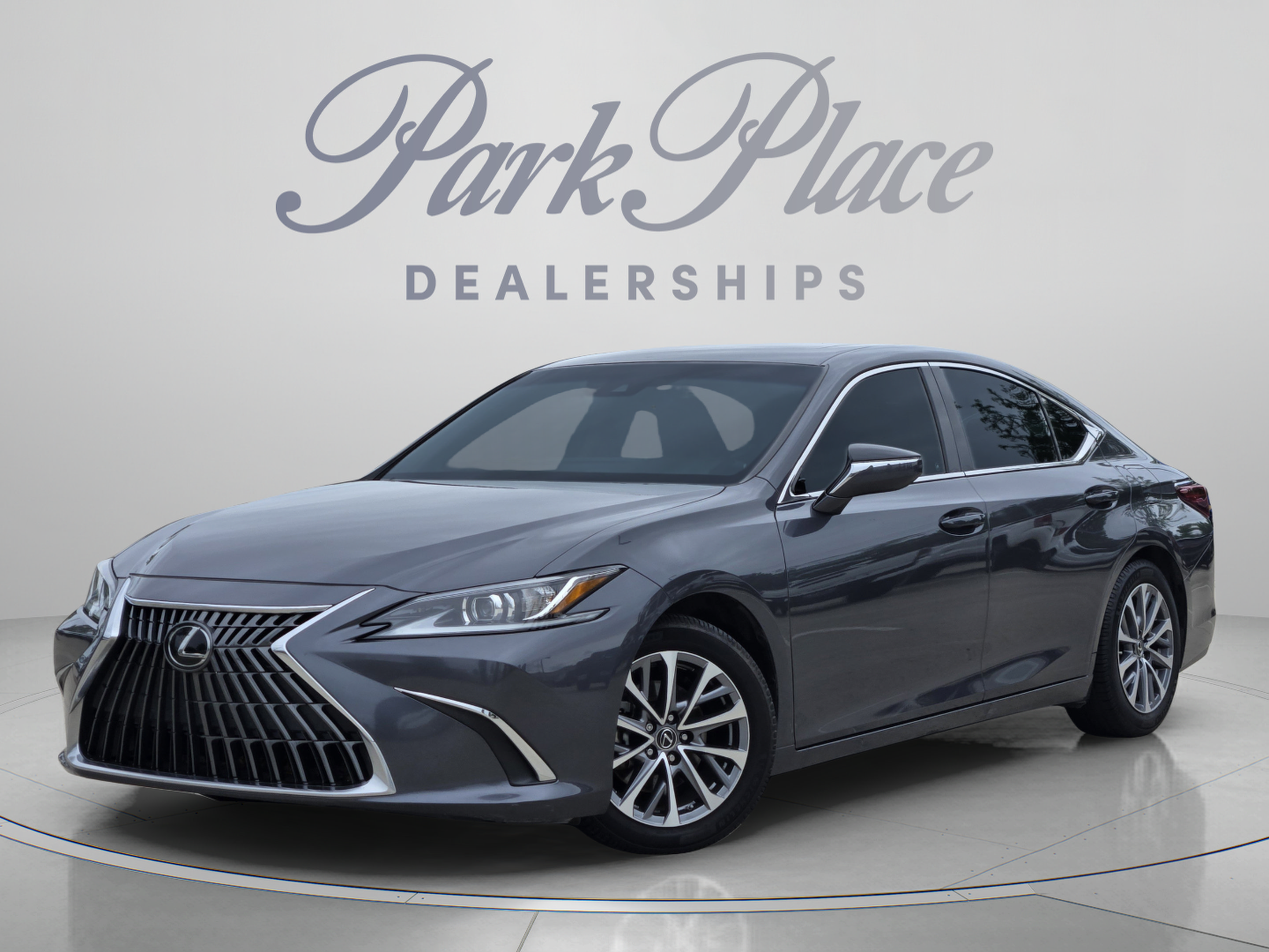 Used 2023 Lexus ES 350 w/ Accessory Package (Z2)