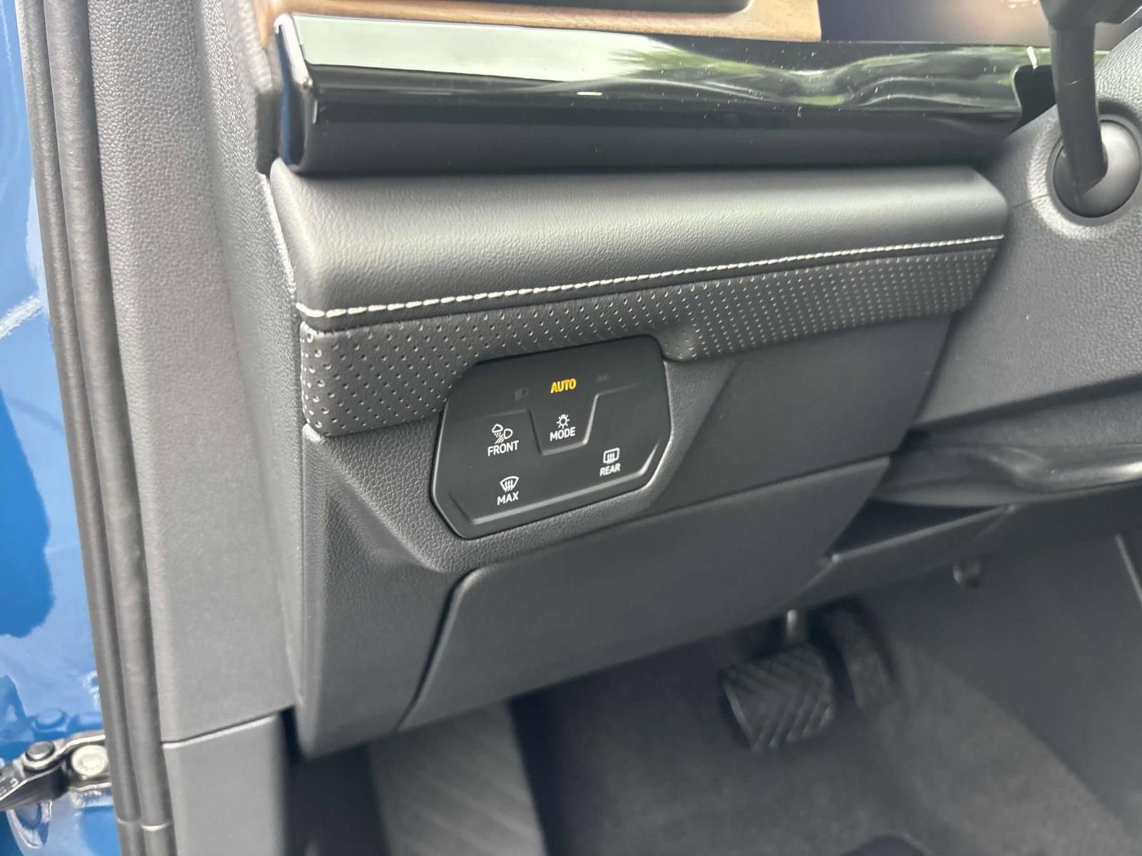 2026 Volkswagen Atlas SE