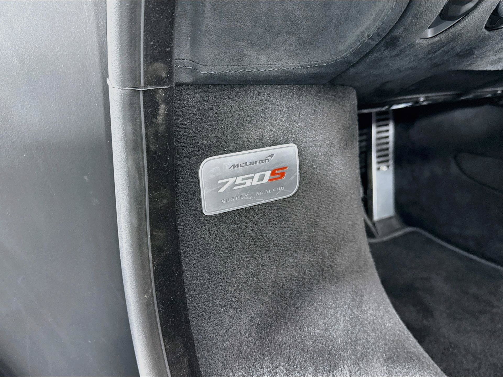 Used 2025 McLaren 750S photo 34