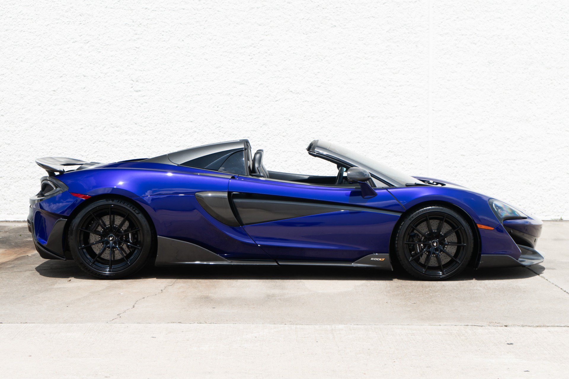 Used 2020 McLaren 600LT Spider photo 3