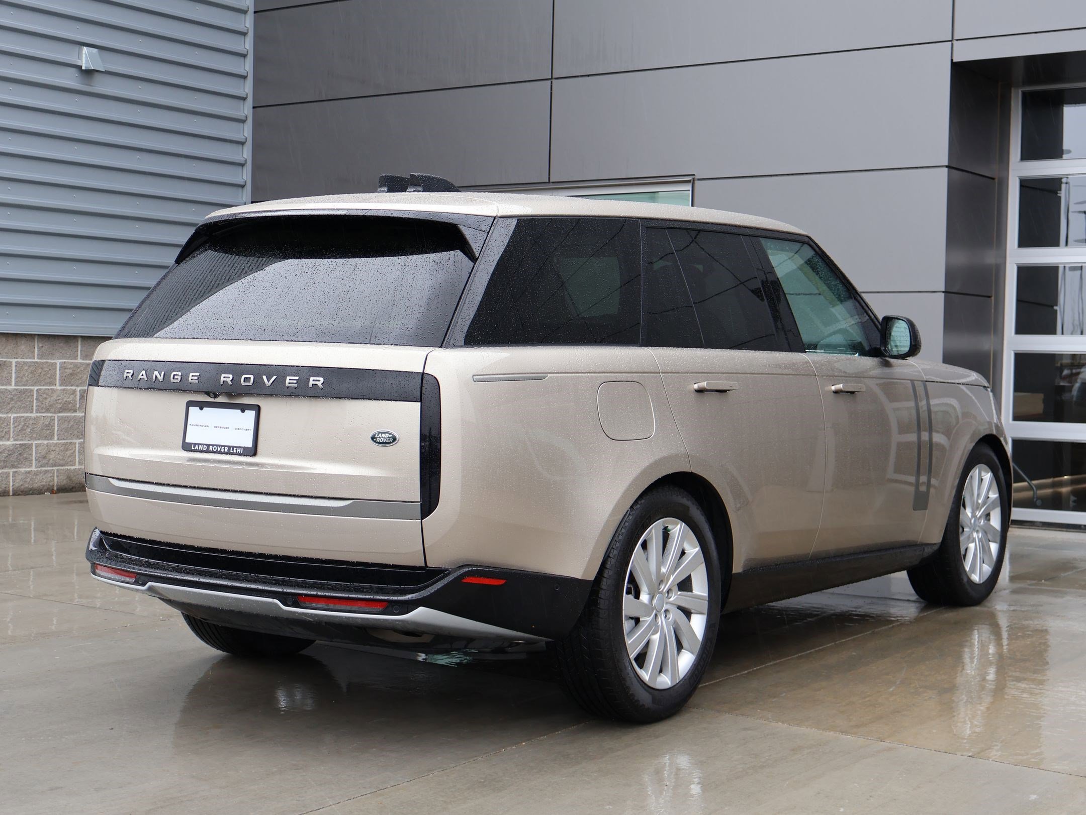 2023 Land Rover Range Rover SE