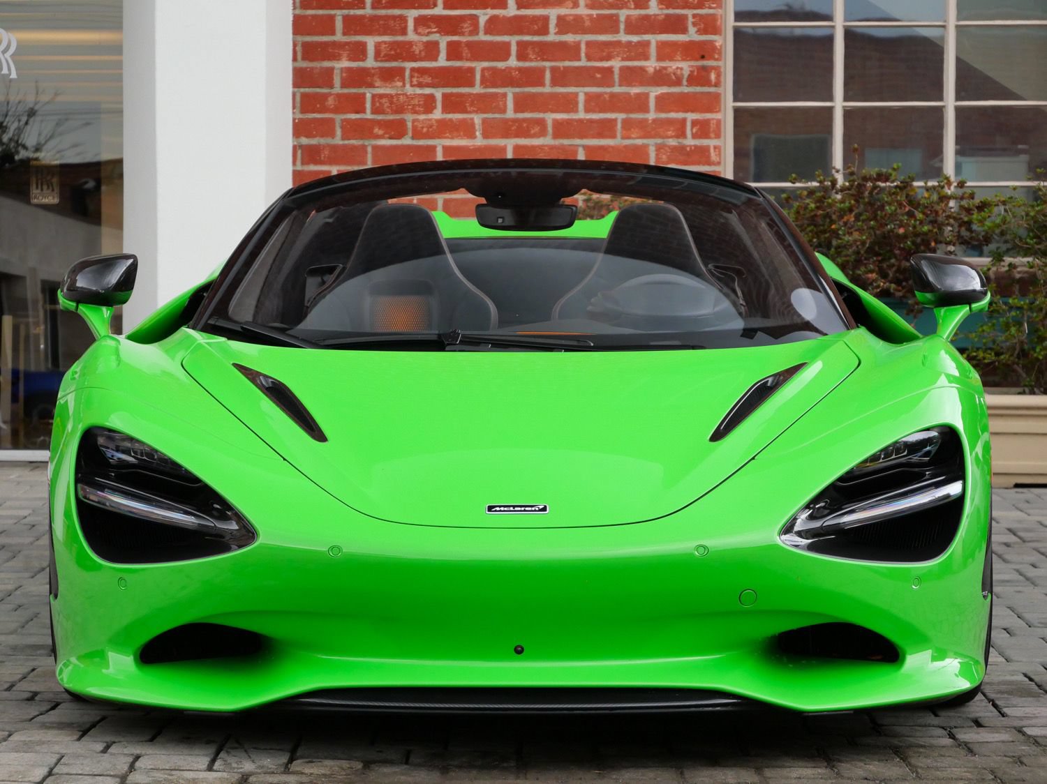 Used 2024 McLaren 750S Spider photo 2