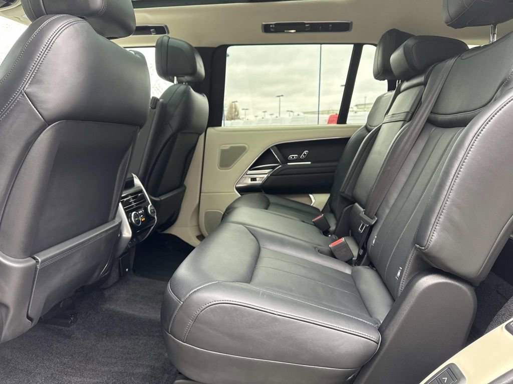 2024 Land Rover Range Rover Long Wheelbase SE