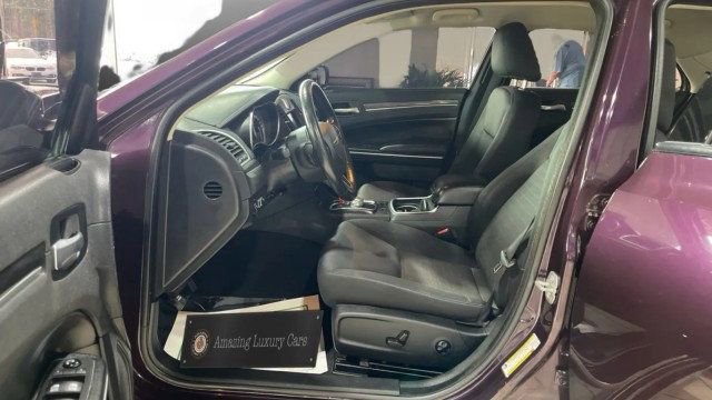 2021 Chrysler 300 Touring