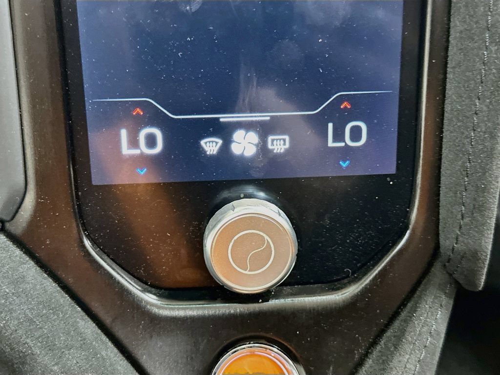 Used 2025 McLaren 750S Spider photo 17