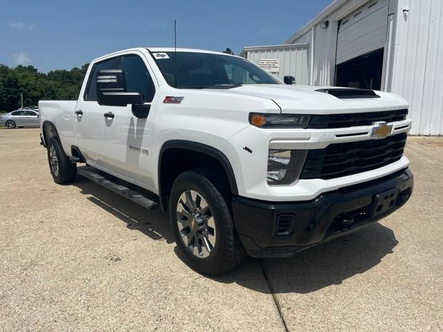 Used 2025 Chevrolet Silverado 2500 Custom w/ Custom Value Package