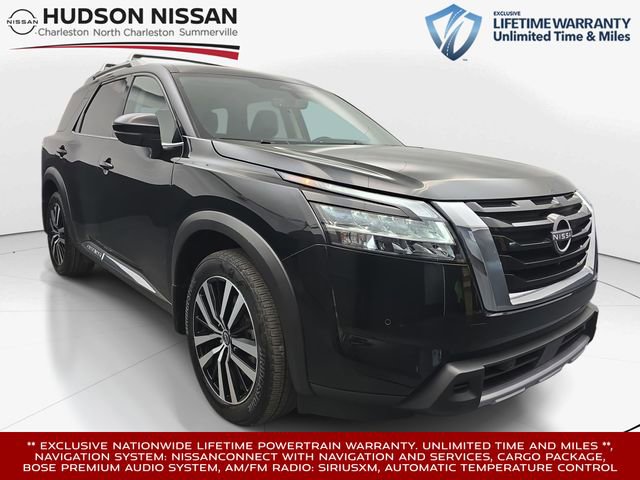 Used 2024 Nissan Pathfinder Platinum w/ Cargo Package