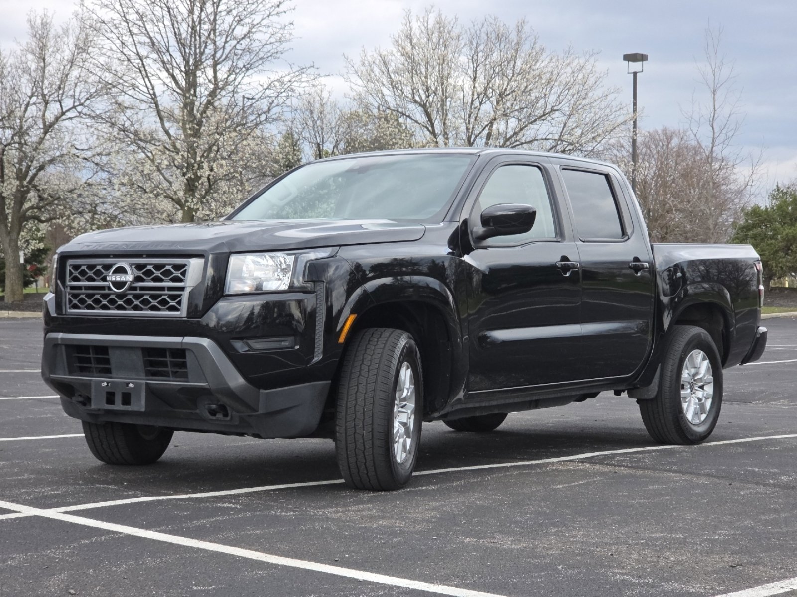 2023 Nissan Frontier SV