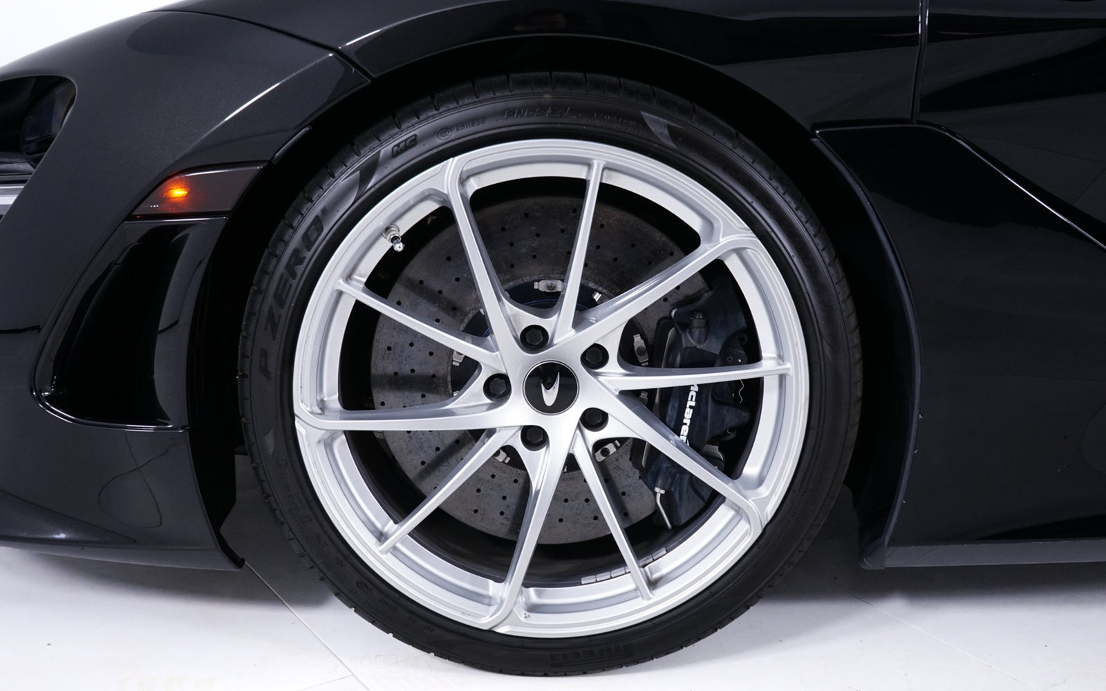 Used 2026 McLaren 750S Spider photo 13