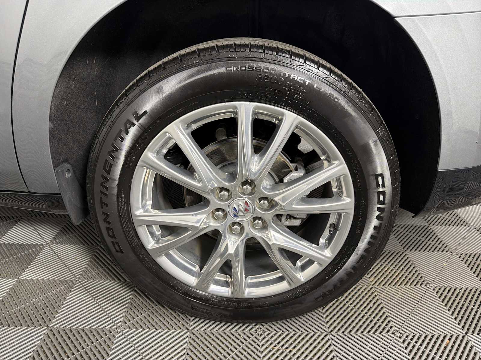 2023 Buick Enclave Premium