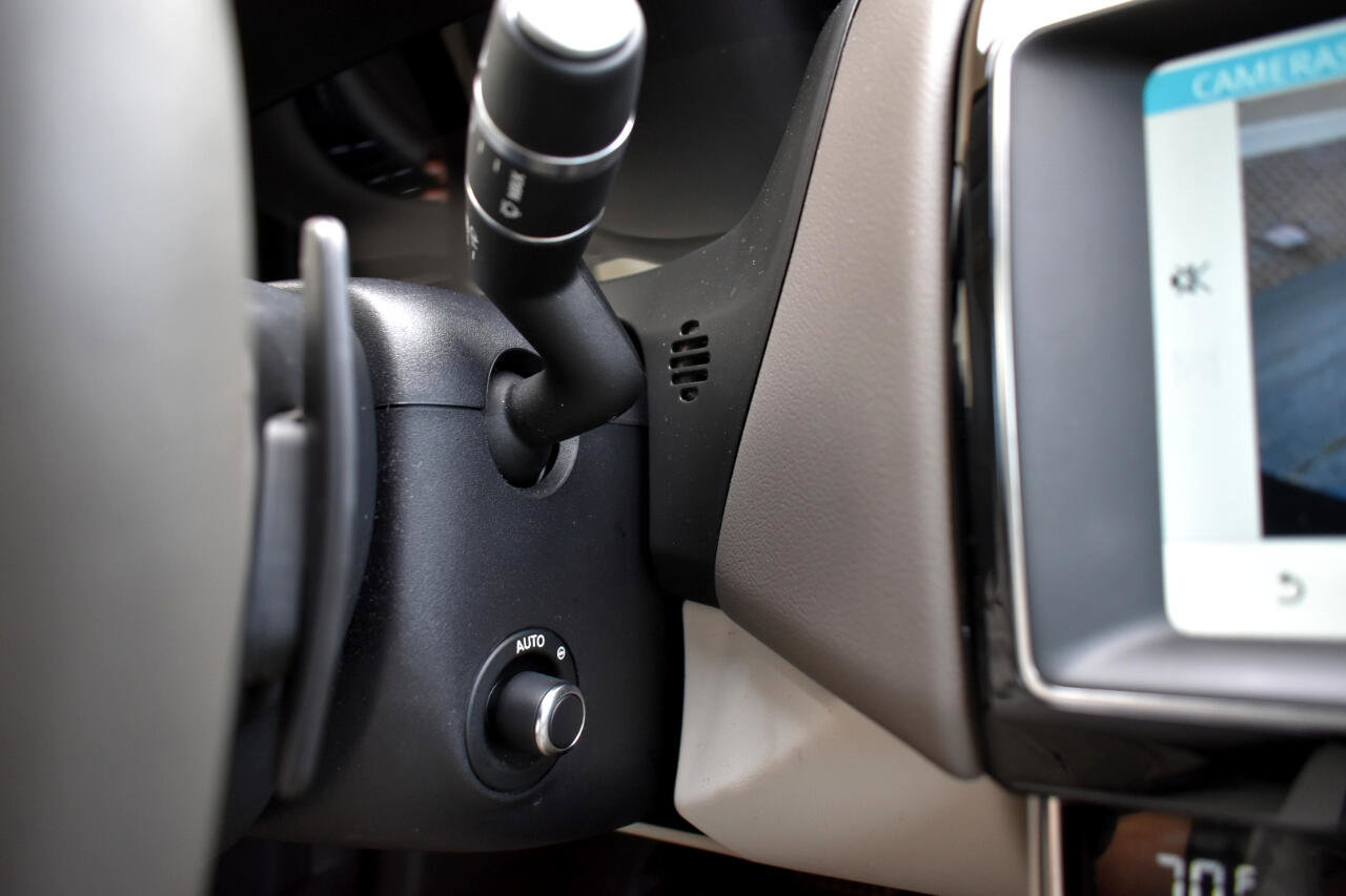 2019 Jaguar XE Prestige