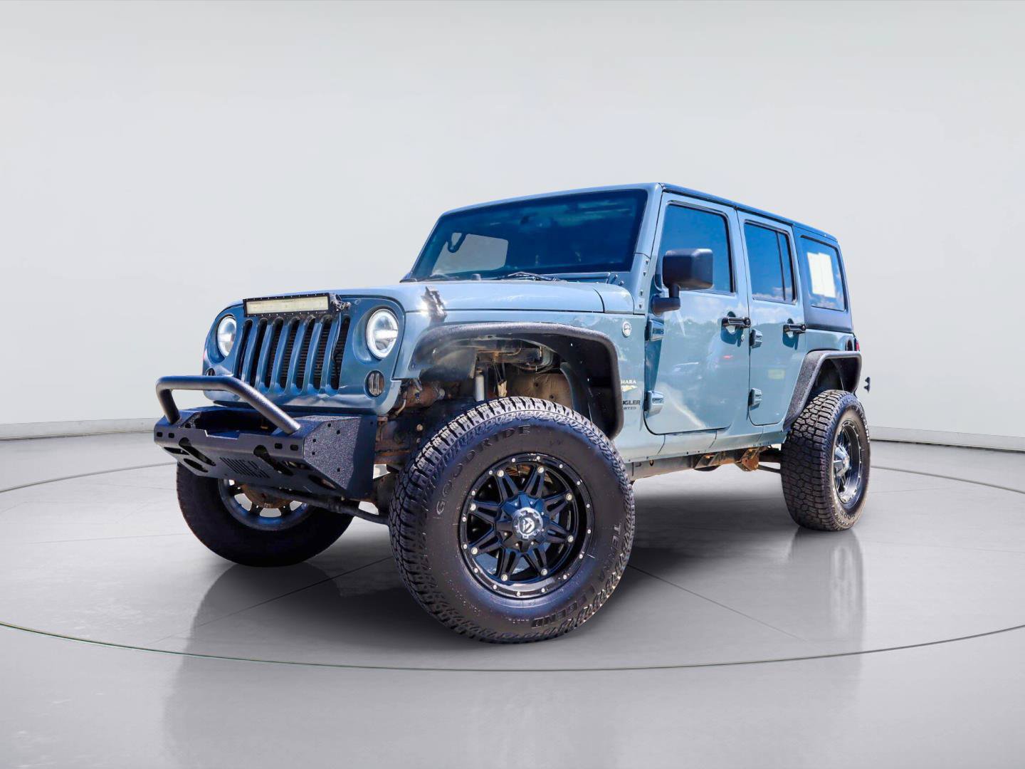 Used 2015 Jeep Wrangler Unlimited Sahara w/ Connectivity Group