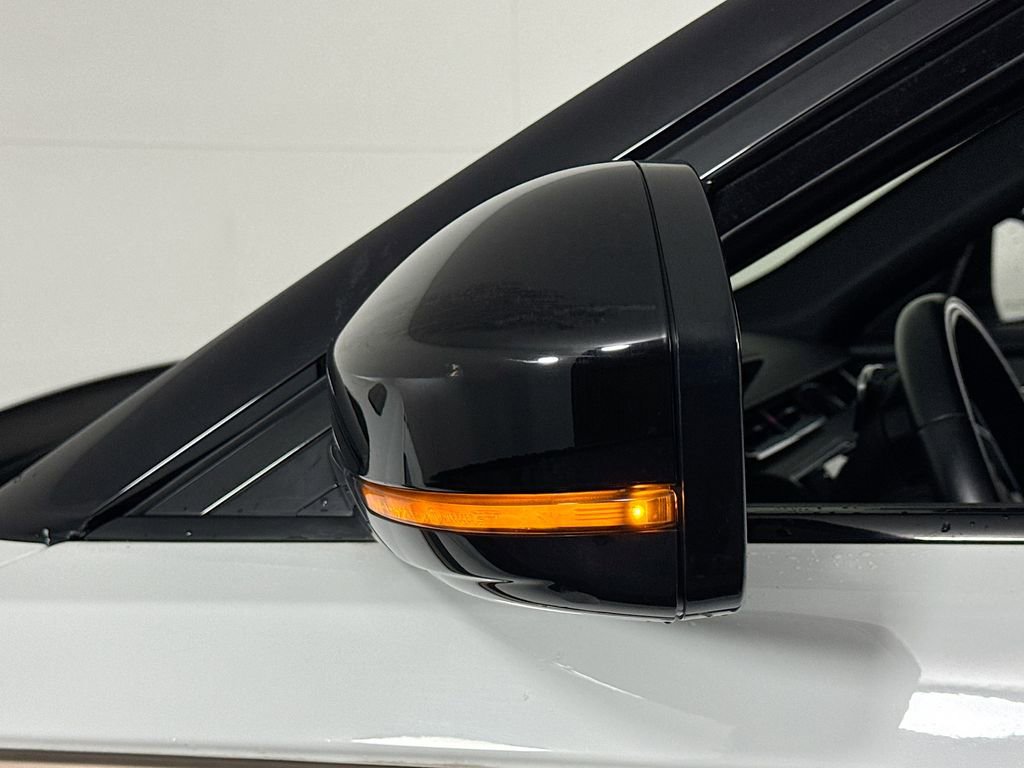 2019 Land Rover Range Rover Velar R-Dynamic SE