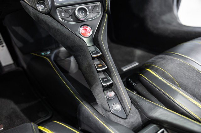 Used 2022 McLaren 720S Performance photo 43